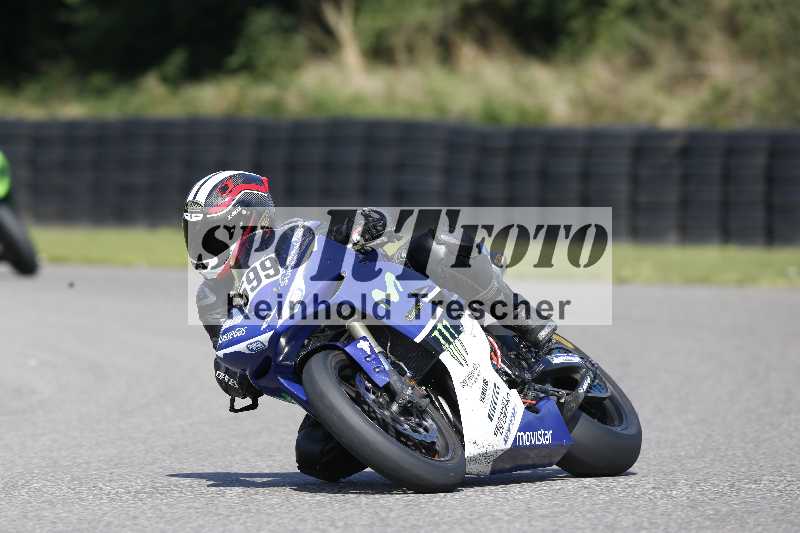 /44 09.08.2025 Plüss Moto Sport ADR/Freies Fahren/599